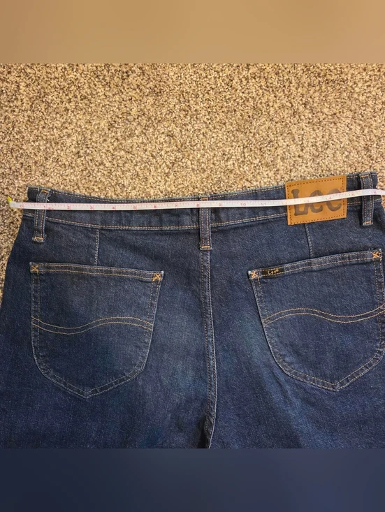 NWT Lee Women's Relaxed Fit Wide Leg Dark Blue Jeans Sz 16 - Picture 4 of 4